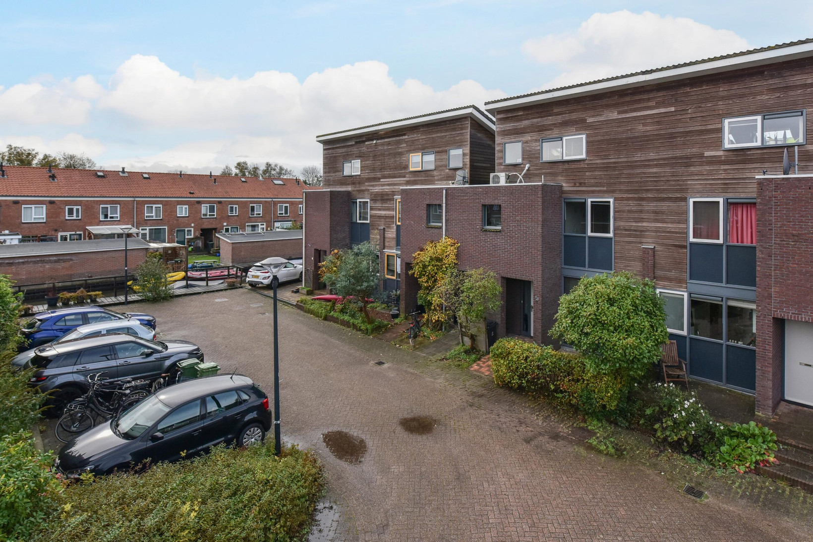 Twee-onder-één-kap te koop: Elzenhof 12, Vinkeveen