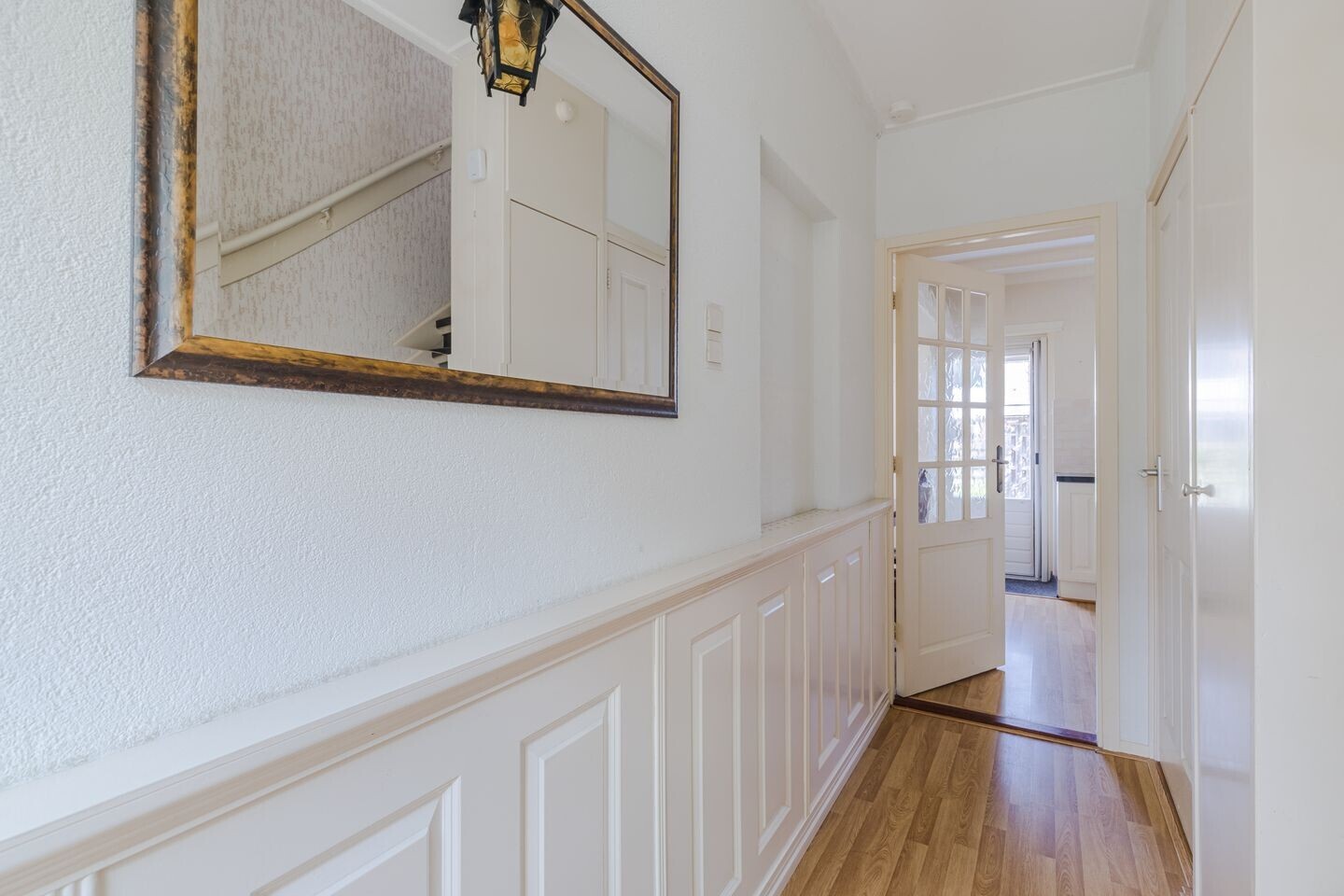 Tussenwoning te koop: Plevierenlaan 32, Vinkeveen