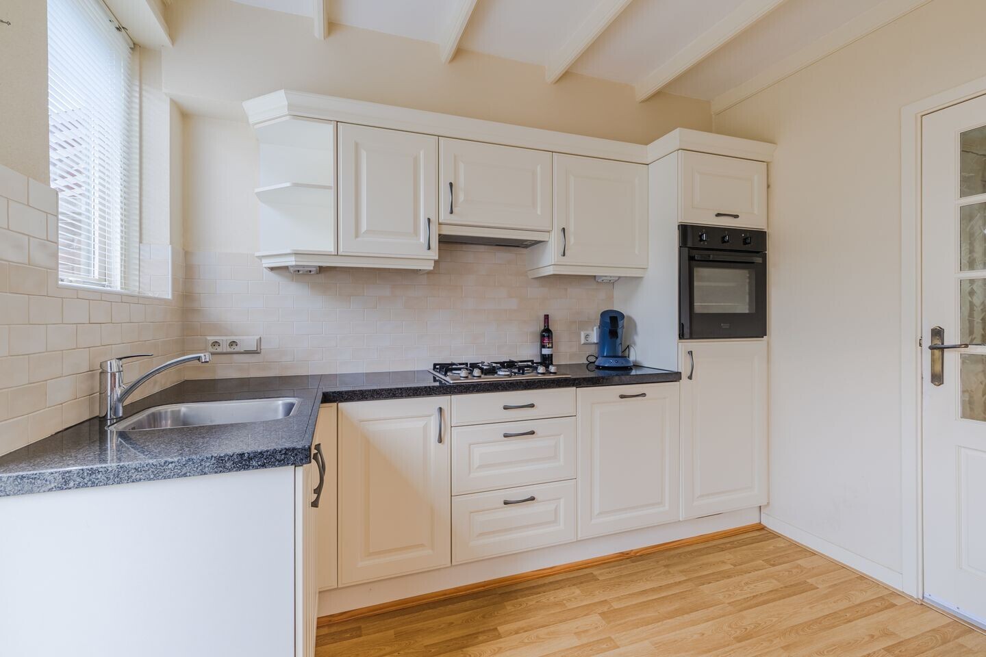Tussenwoning te koop: Plevierenlaan 32, Vinkeveen