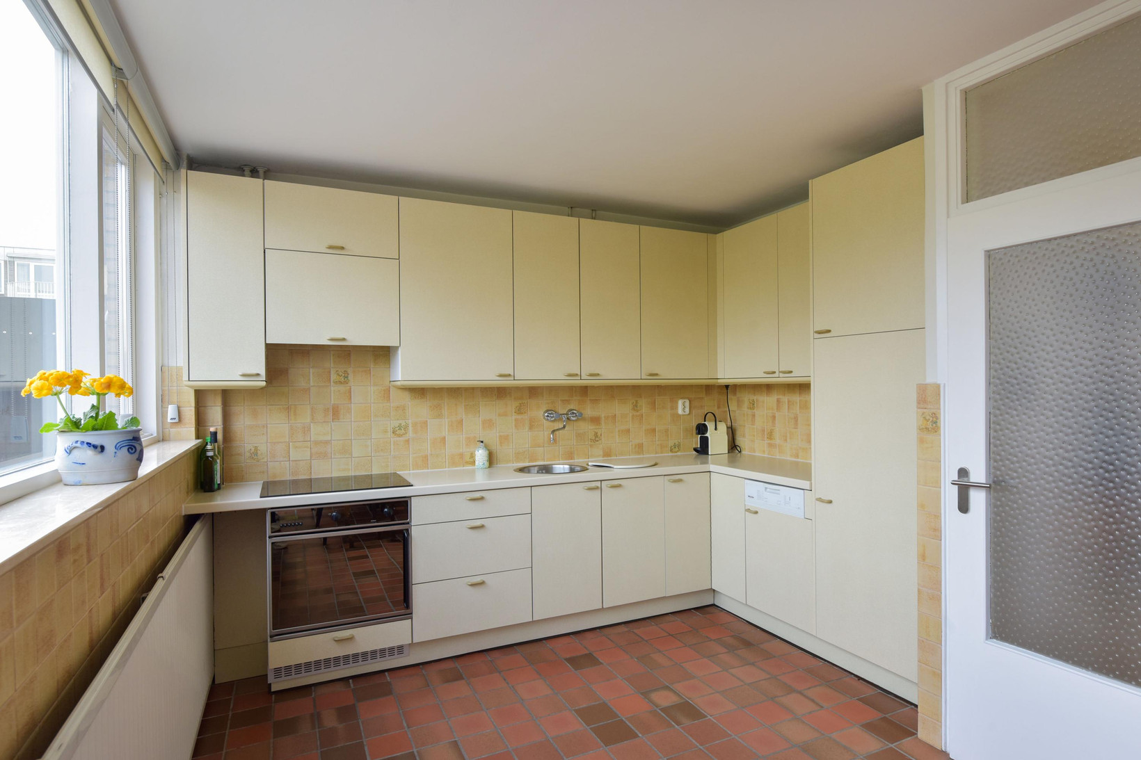 Tussenwoning te koop: Scholeksterlaan 12, Vinkeveen