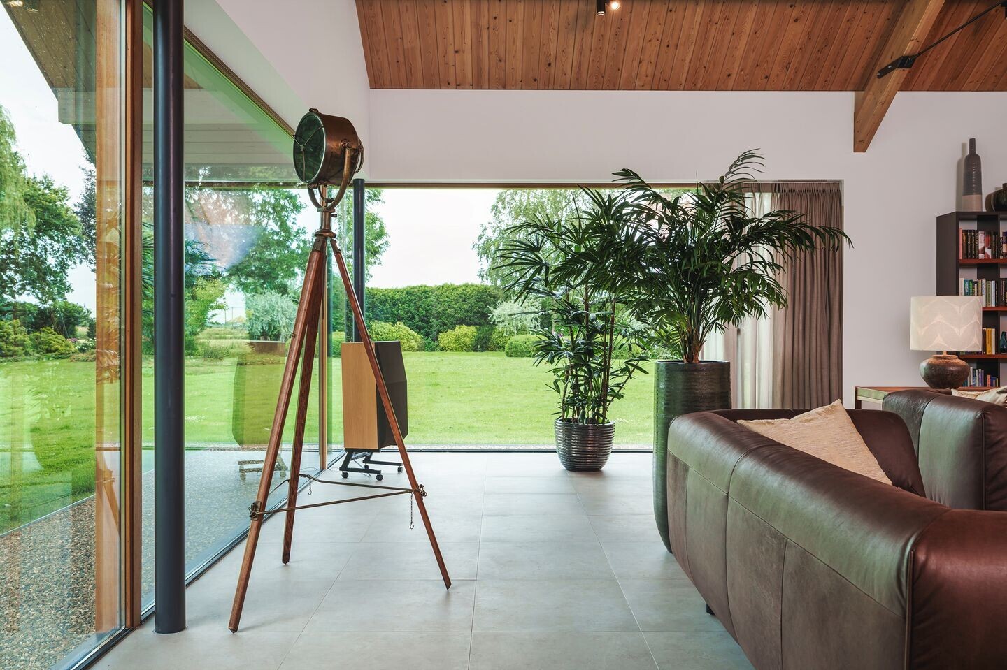 Vrijstaande woning te koop: Botsholsedwarsweg 3, Waverveen