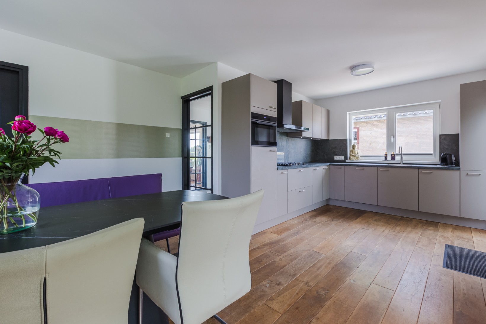 Vrijstaande woning te koop: Hoofdweg 2, Waverveen