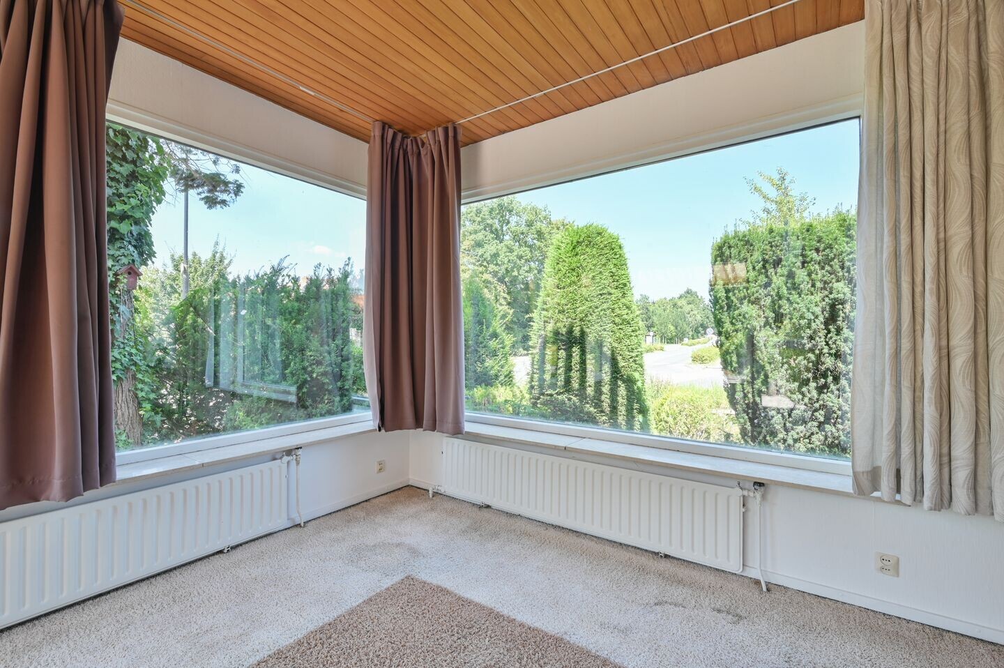 Vrijstaande woning te koop: Herenweg 37, Wilnis