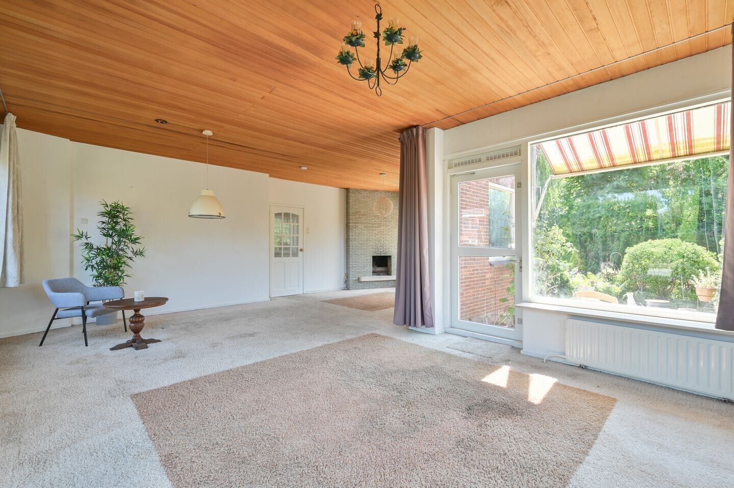 Vrijstaande woning te koop: Herenweg 37, Wilnis