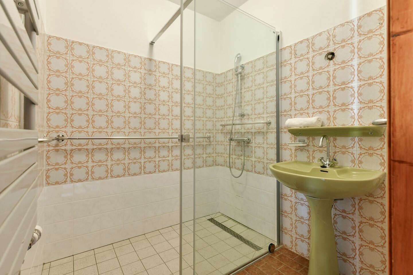 Vrijstaande woning te koop: Herenweg 205, Wilnis