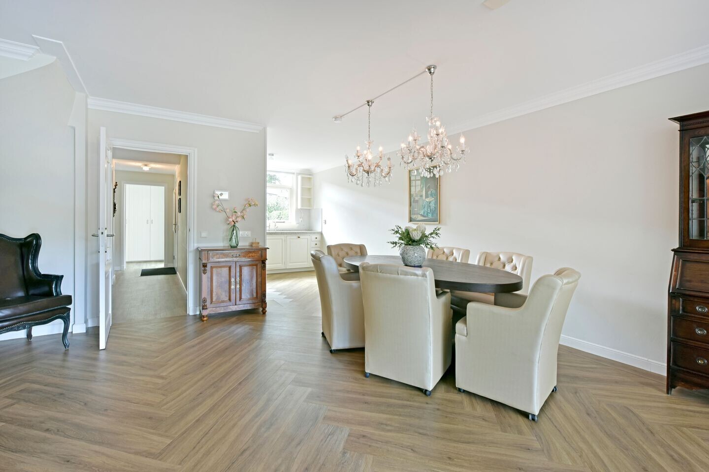 Tussenwoning te koop: Raaigras 46, Wilnis