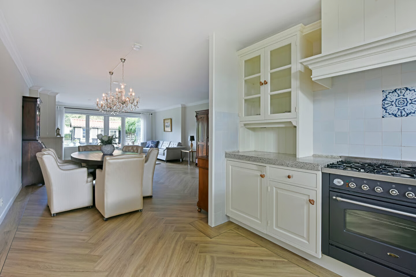 Tussenwoning te koop: Raaigras 46, Wilnis