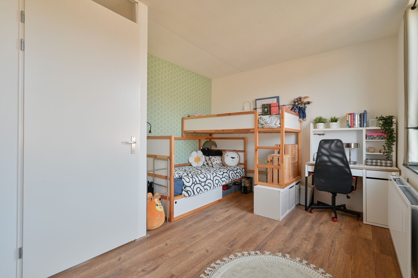 Tussenwoning te koop: Klompenmaker 18, Wilnis