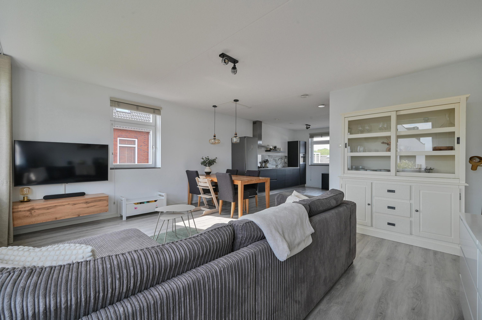 Appartement te koop: Benedenland 28, Wilnis