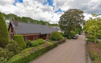 Dokter Mees ten Oeverlaan 13