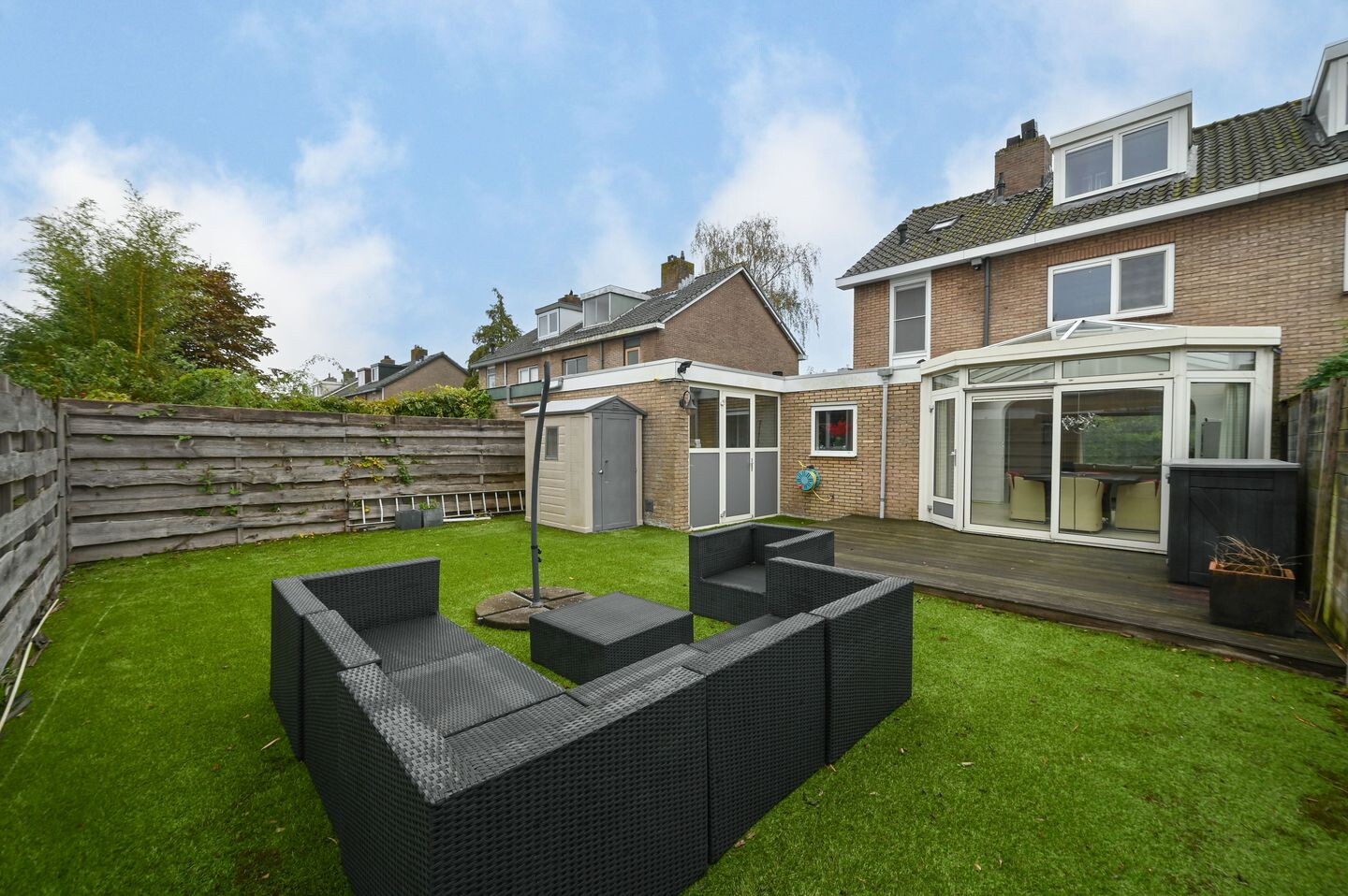 Tussenwoning te koop: Burgemeester van Baaklaan 42, Wilnis