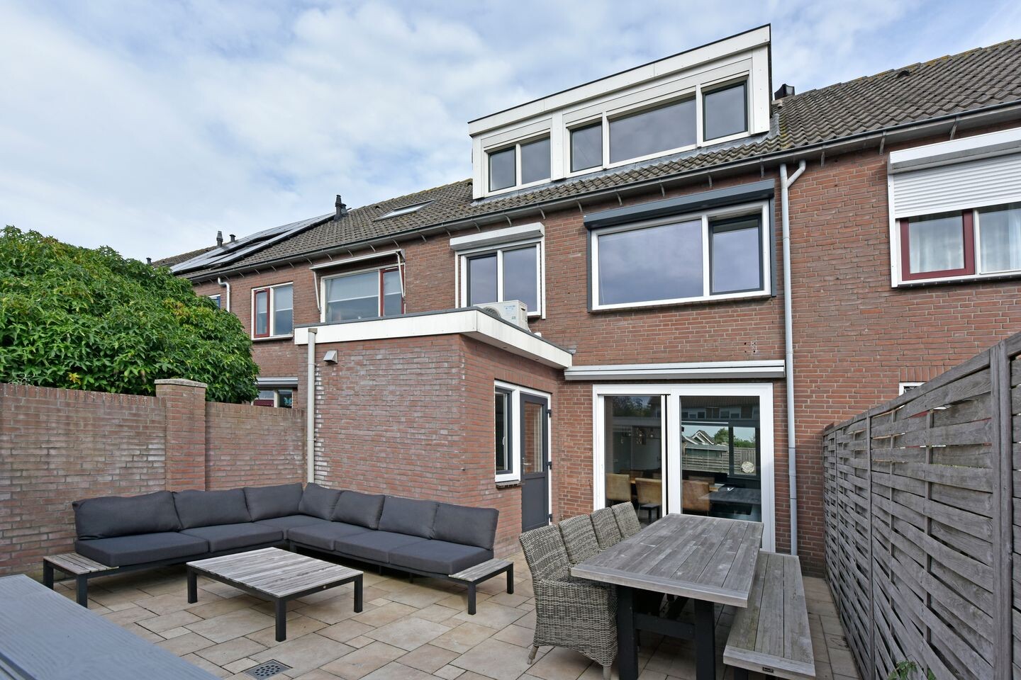 Tussenwoning te koop: Lijsterstraat 10, Woerdense Verlaat