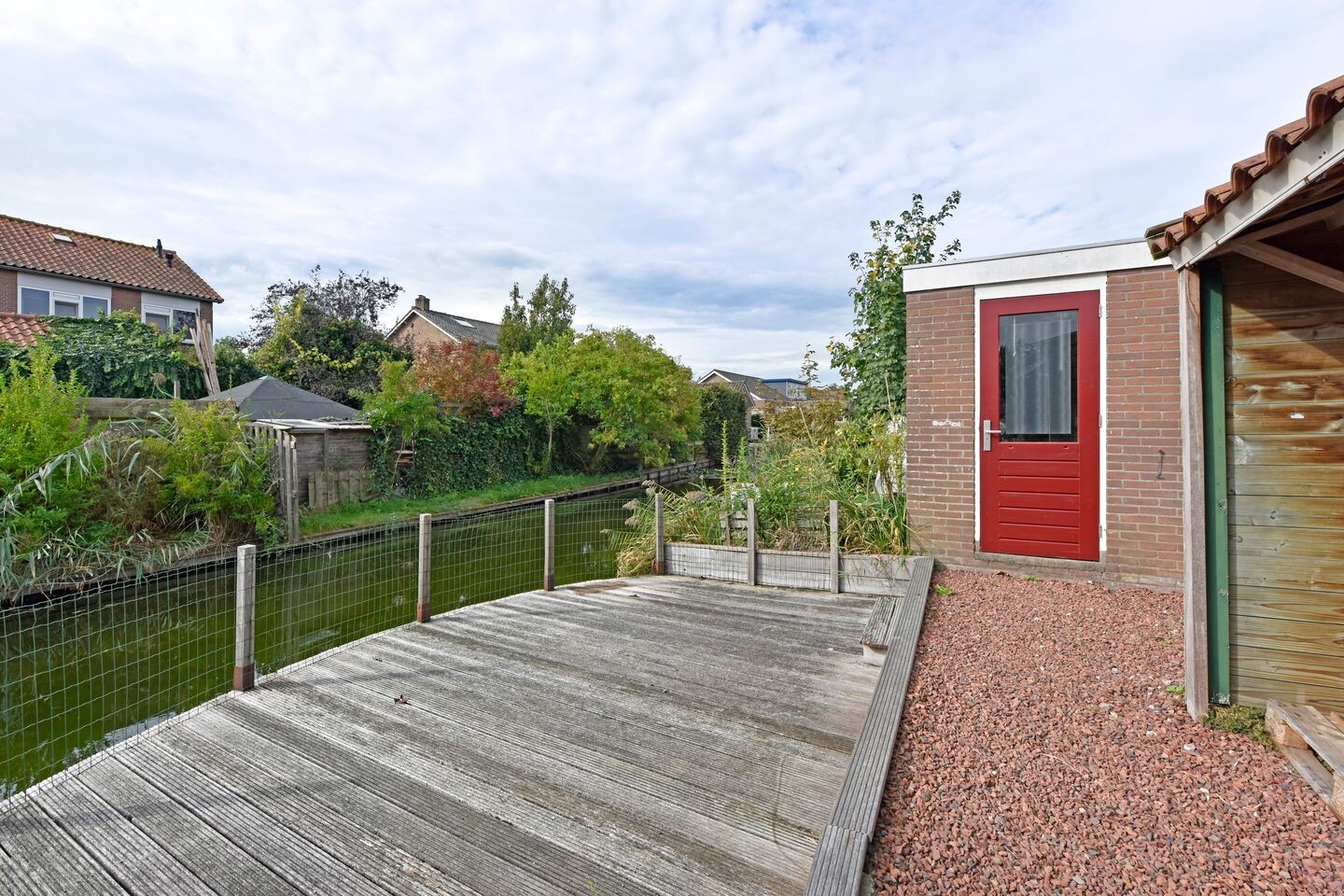 Tussenwoning te koop: Lijsterstraat 10, Woerdense Verlaat