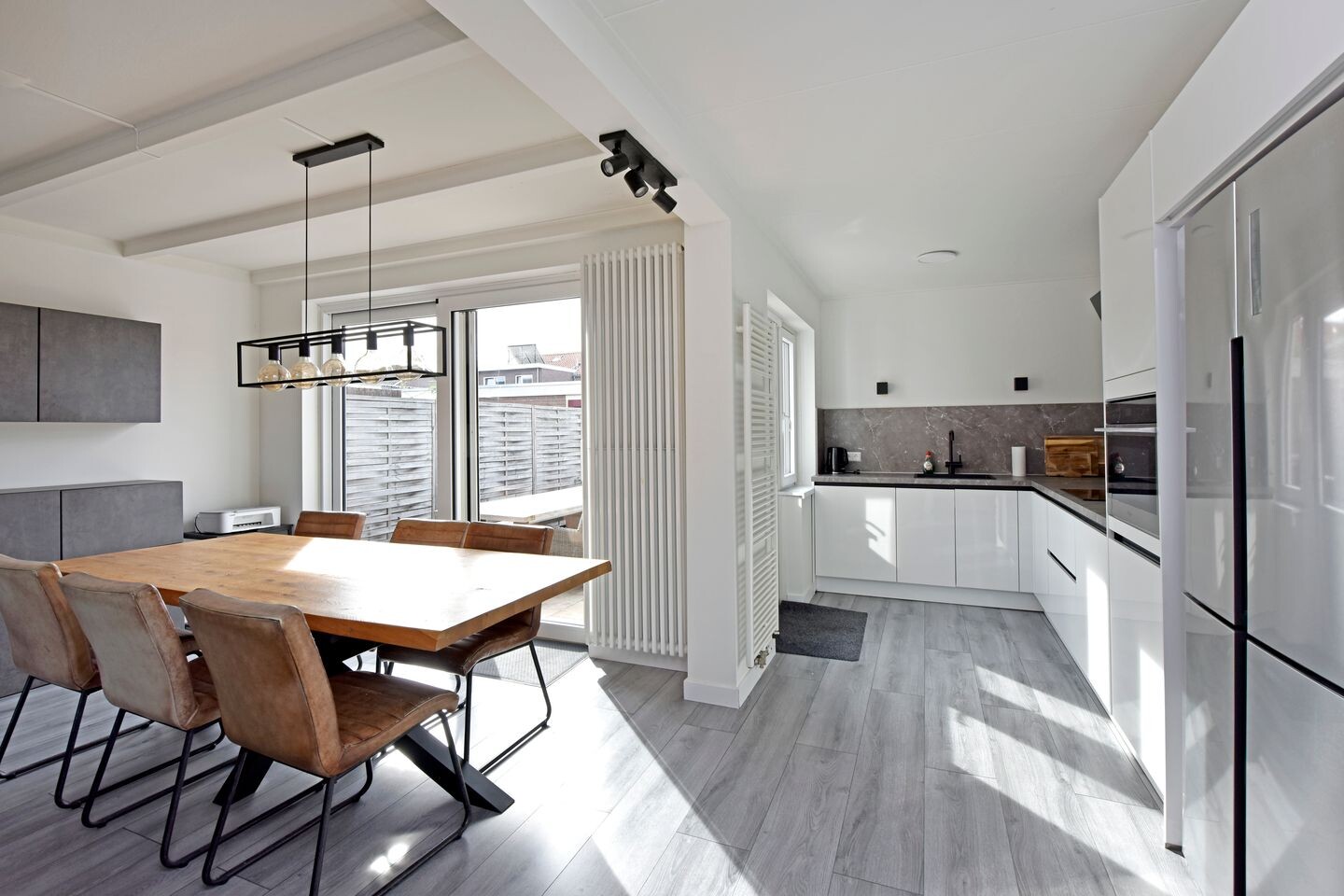 Tussenwoning te koop: Lijsterstraat 10, Woerdense Verlaat