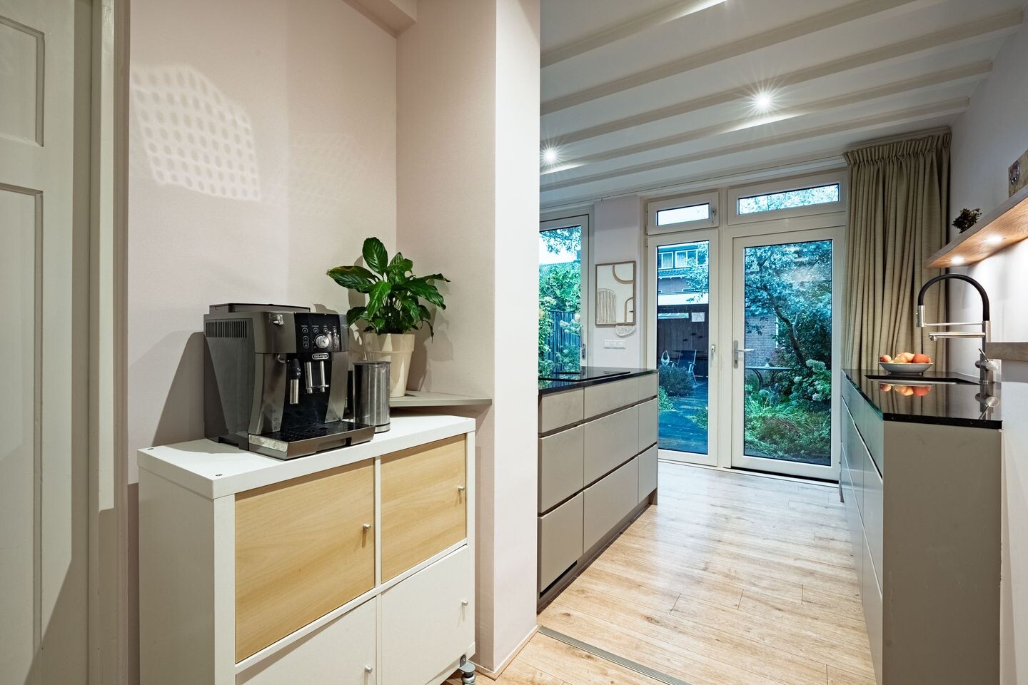 Tussenwoning te koop: Willem Pijperplein 114, Zeist