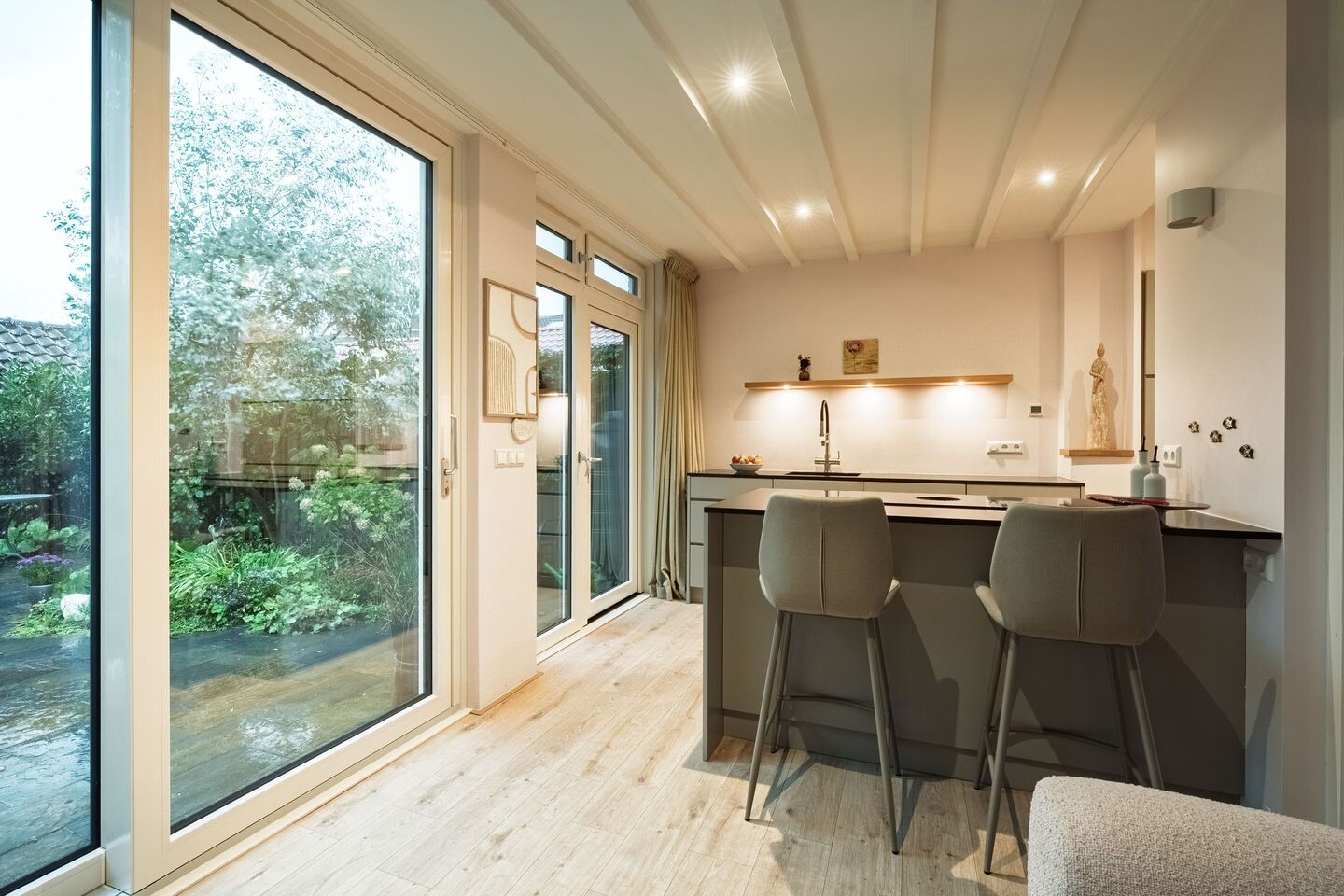 Tussenwoning te koop: Willem Pijperplein 114, Zeist
