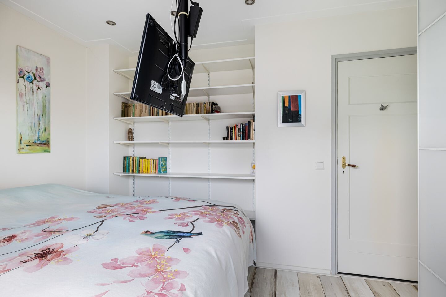 Tussenwoning te koop: Bloemenheuvellaan 21, Zeist