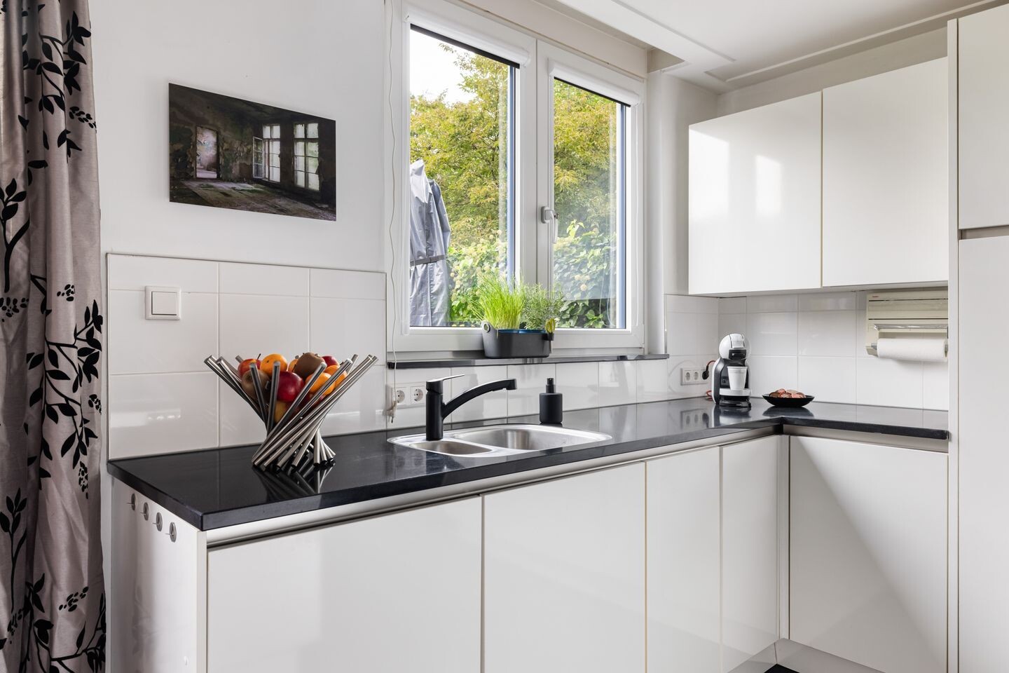 Tussenwoning te koop: Bloemenheuvellaan 21, Zeist