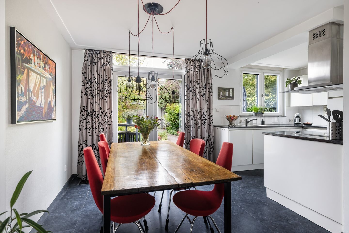 Tussenwoning te koop: Bloemenheuvellaan 21, Zeist