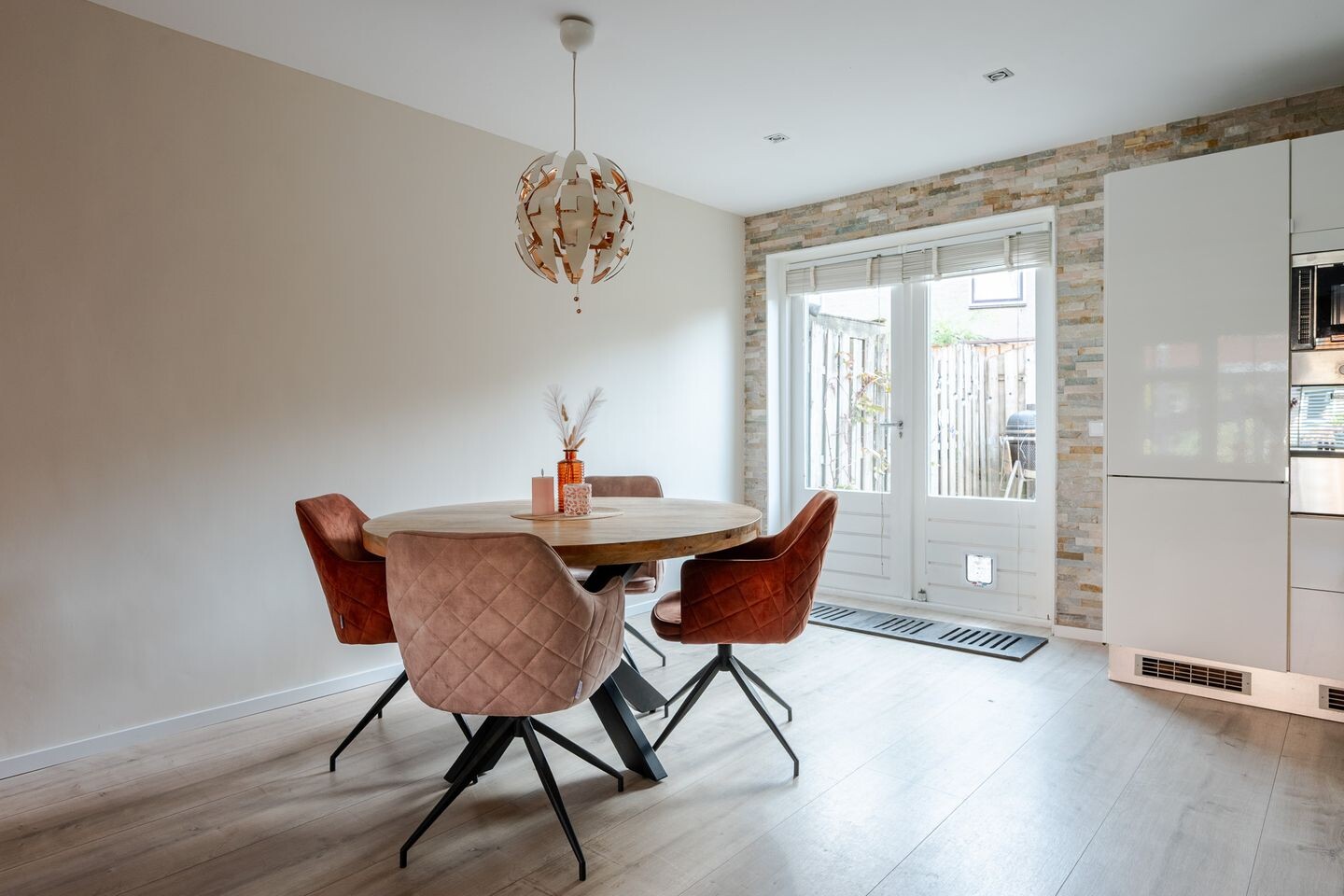 Tussenwoning te koop: Johan de Meesterstraat 6, Zeist