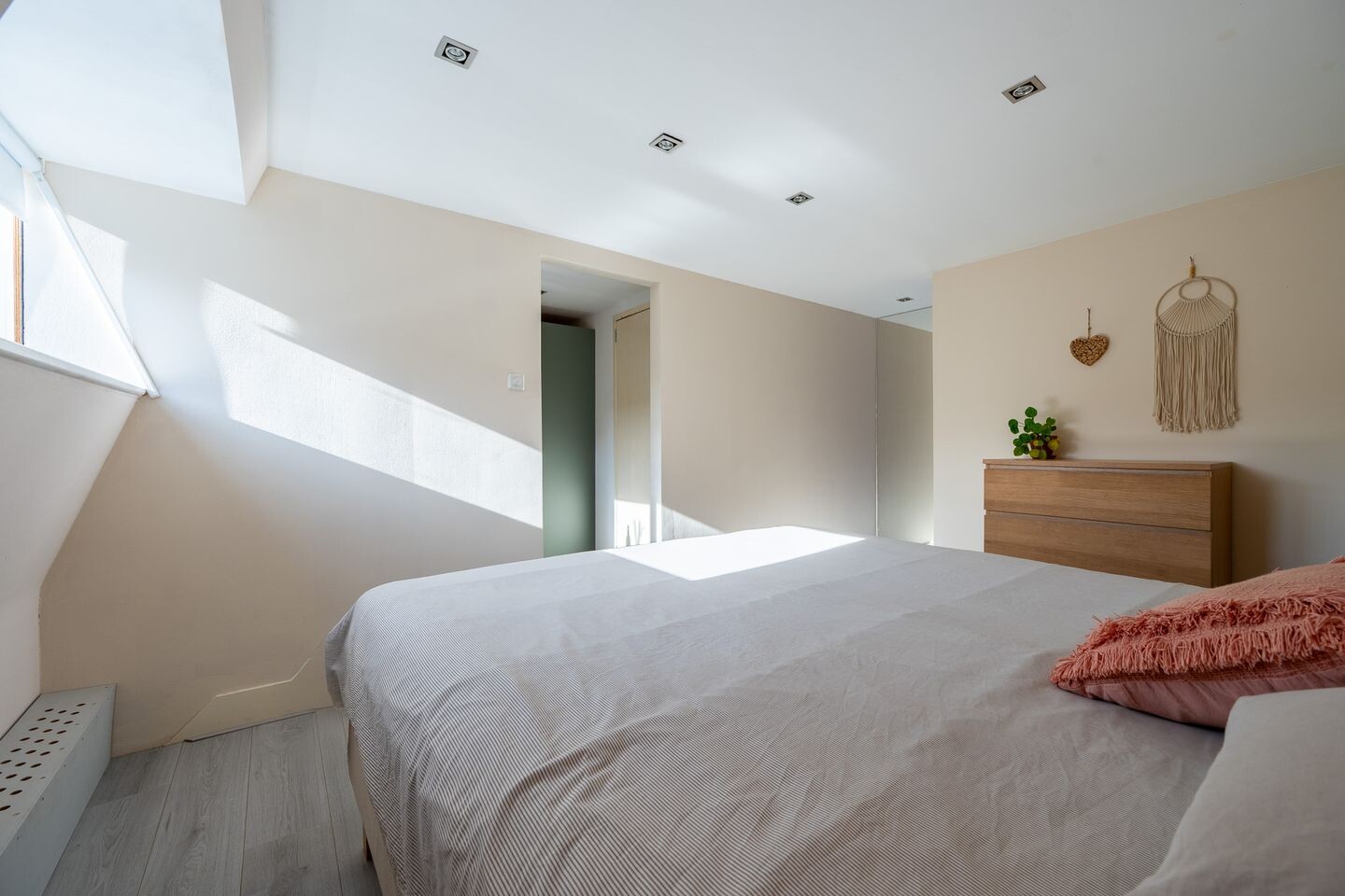 Tussenwoning te koop: Johan de Meesterstraat 6, Zeist