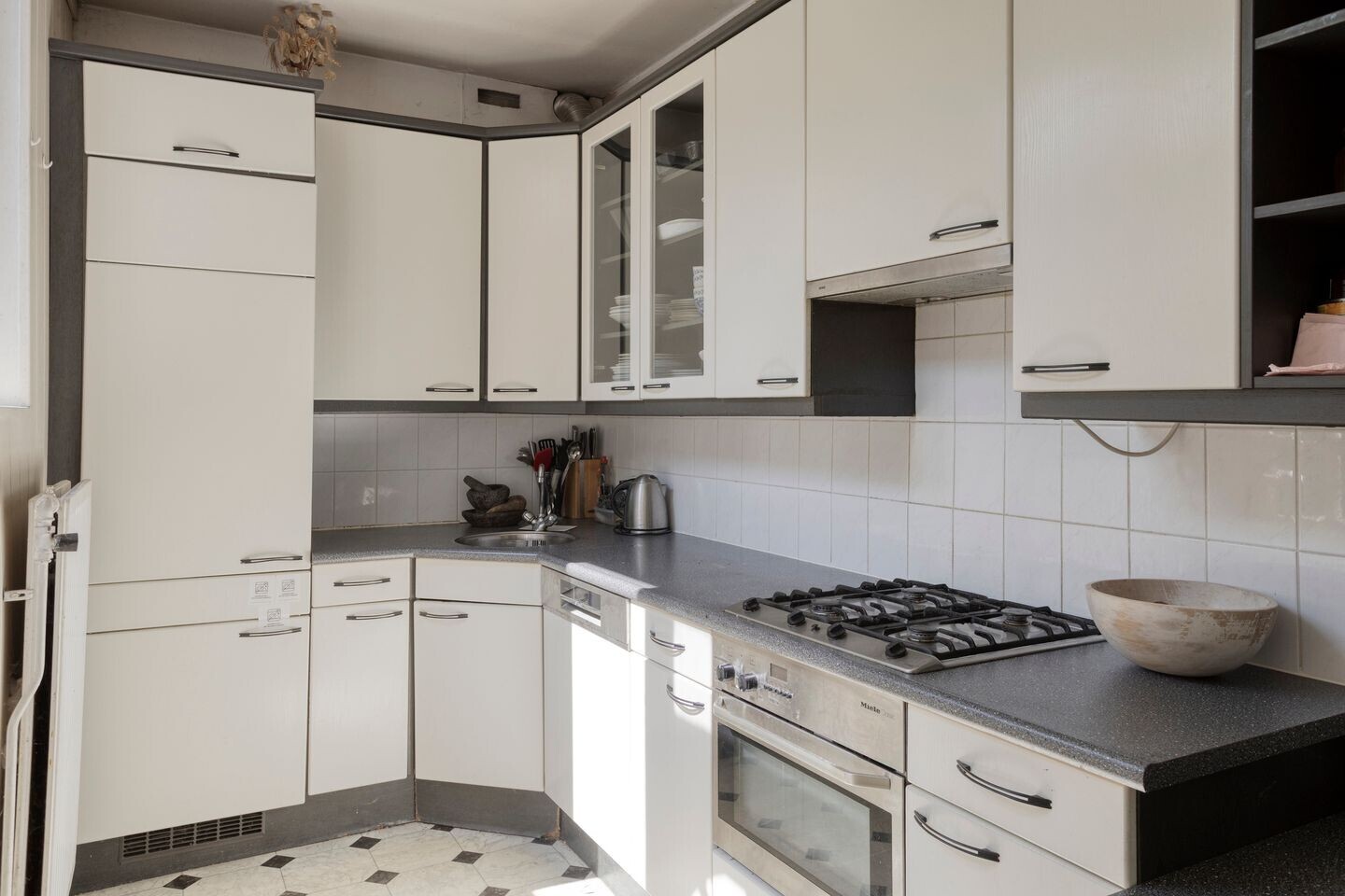 Tussenwoning te koop: Laan van Bergen 27, Zeist