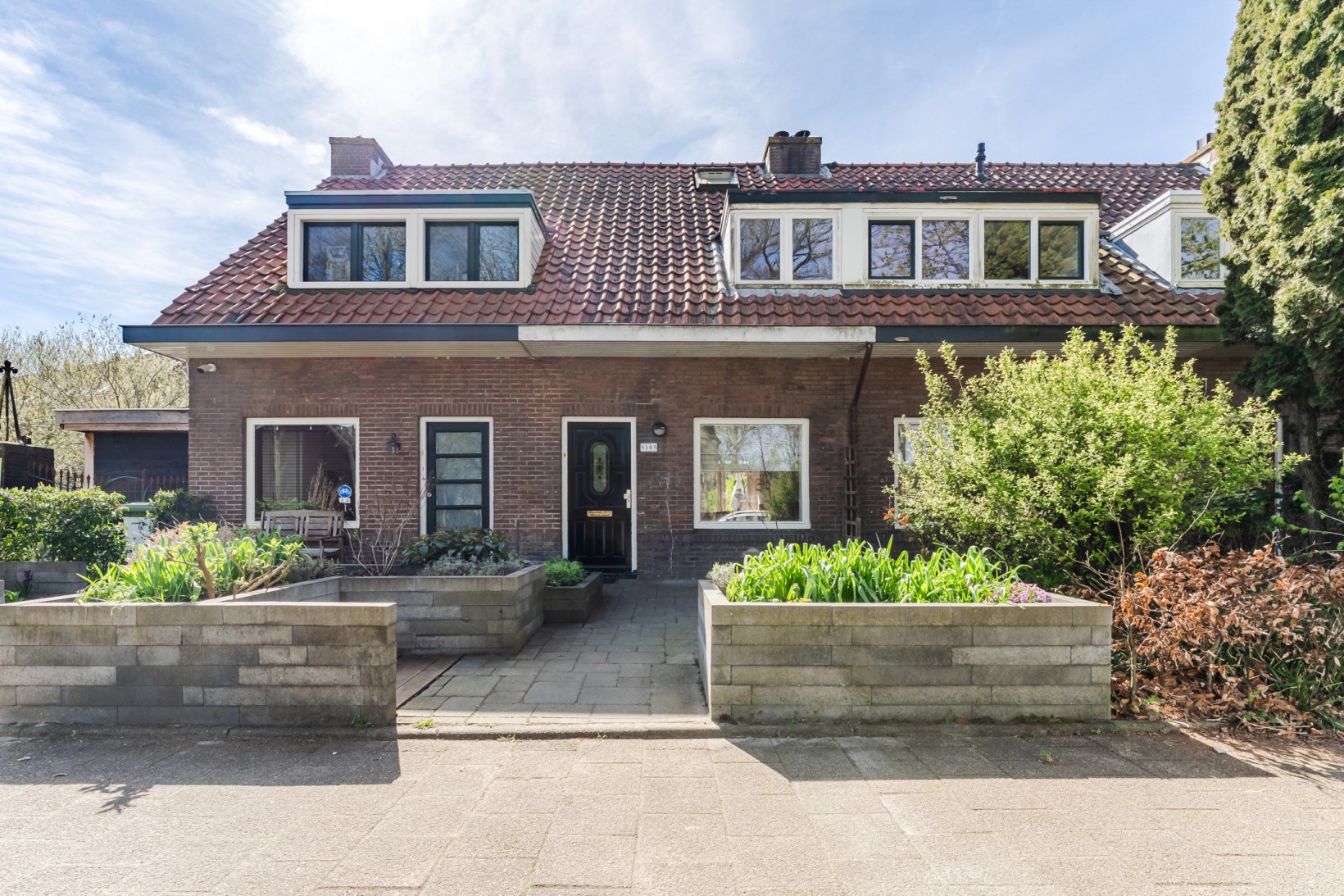 Tussenwoning te koop: Noordweg 105, Zeist