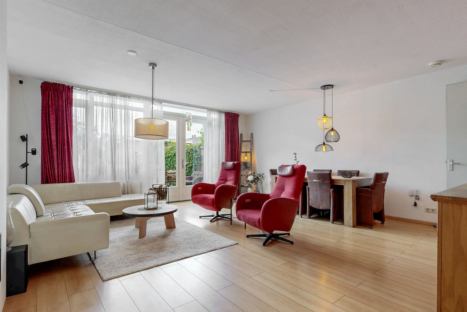 Tussenwoning te koop: Noordweg 80, Zeist