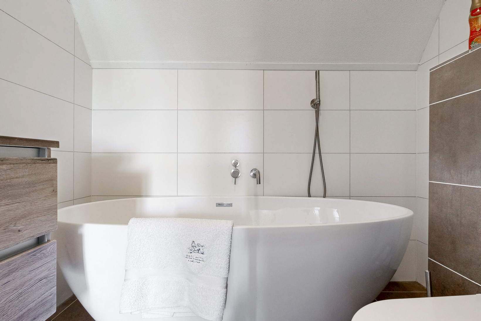 Tussenwoning te koop: Noordweg 80, Zeist