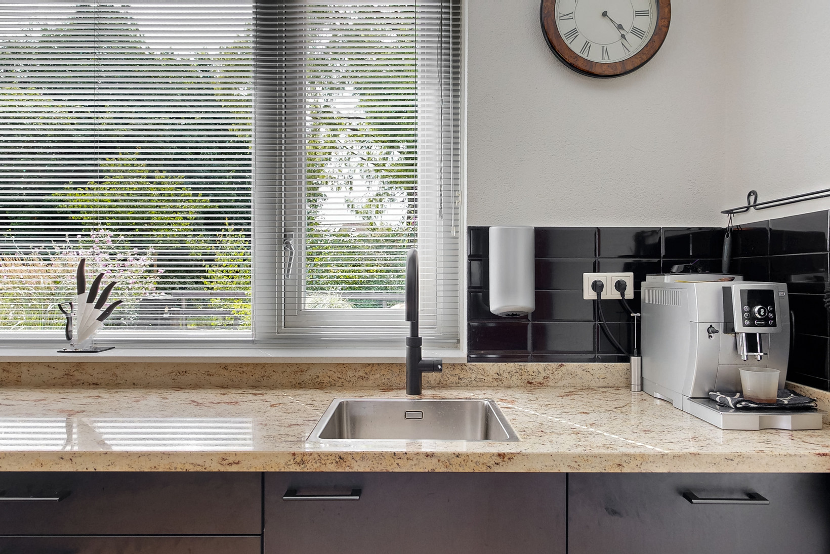Tussenwoning te koop: Noordweg 80, Zeist