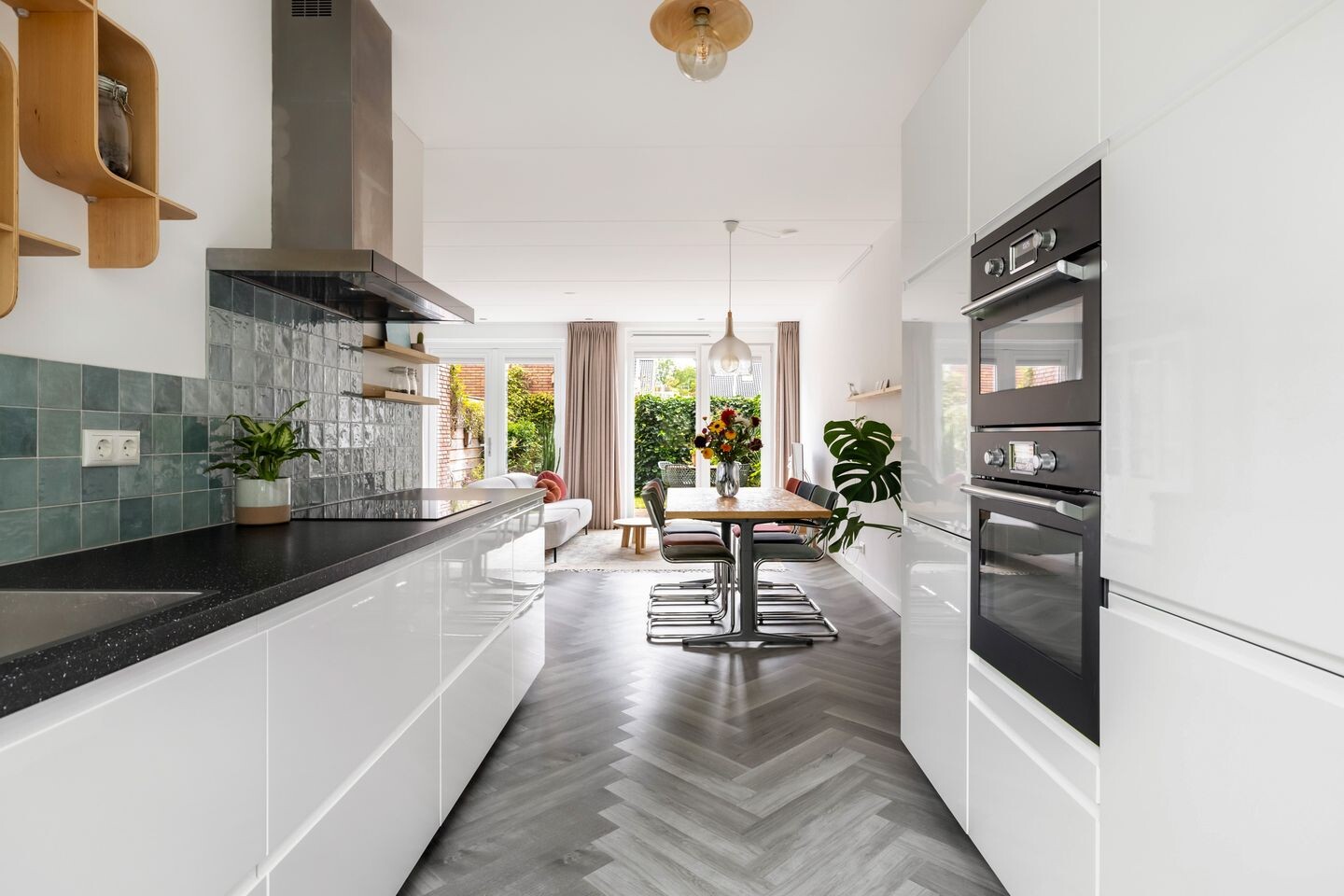 Tussenwoning te koop: Zeister Eng 40, Zeist