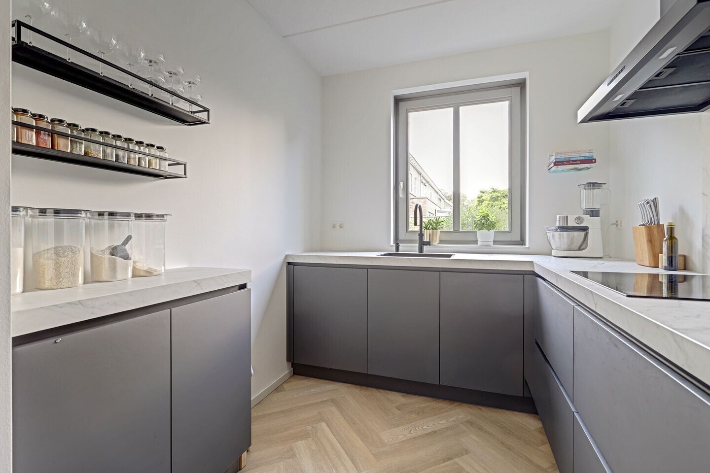 Tussenwoning te koop: Roggeakker 21, Zeist