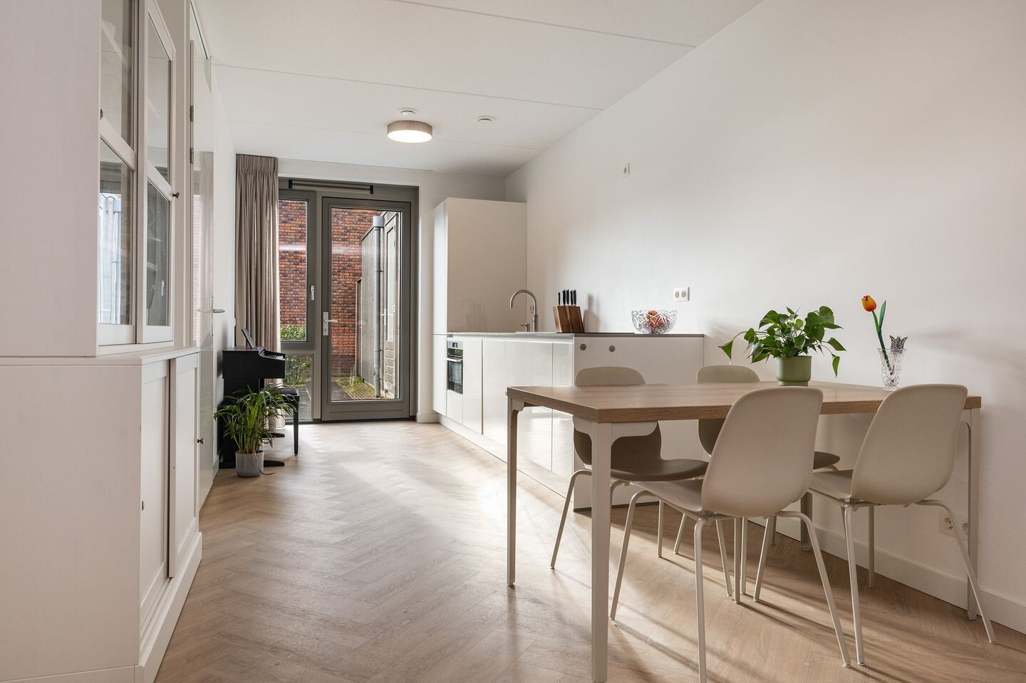 Tussenwoning te koop: Roggeakker 87, Zeist