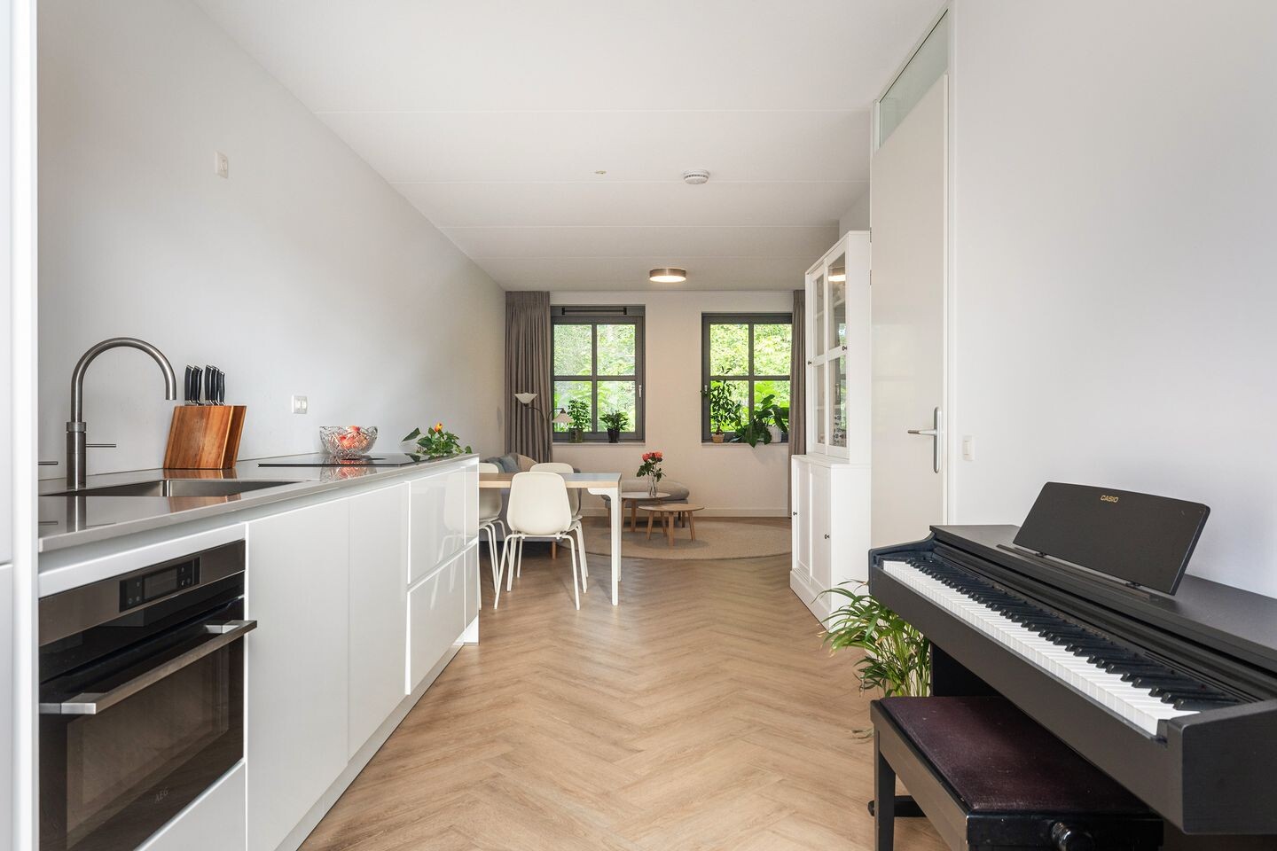 Tussenwoning te koop: Roggeakker 87, Zeist