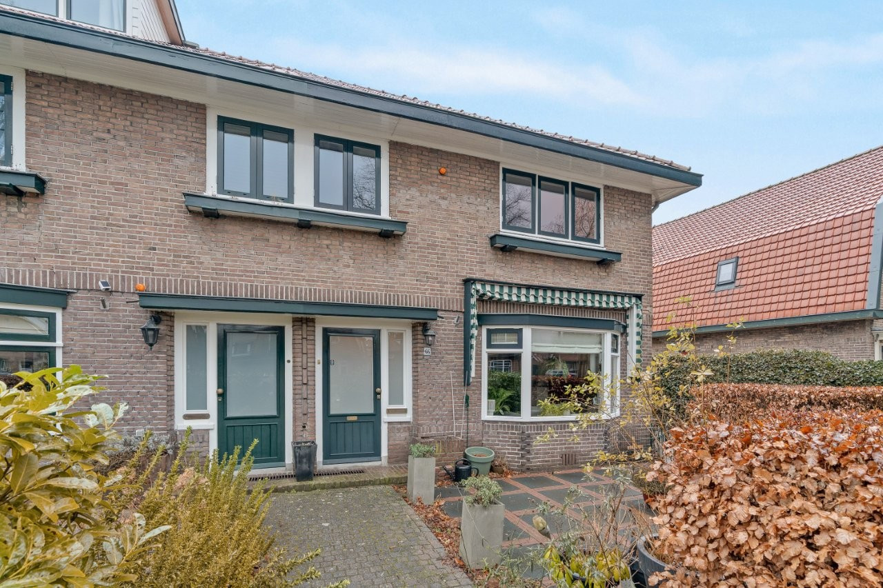 Twee-onder-één-kap te koop: Burgemeester Patijnlaan 66, Zeist
