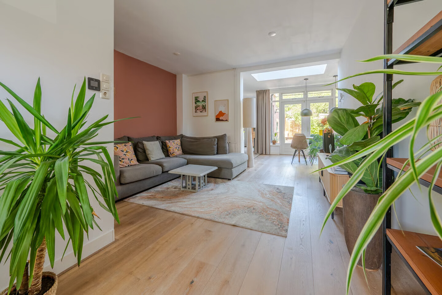 Hoekwoning te koop: Nepveulaan 81, Zeist