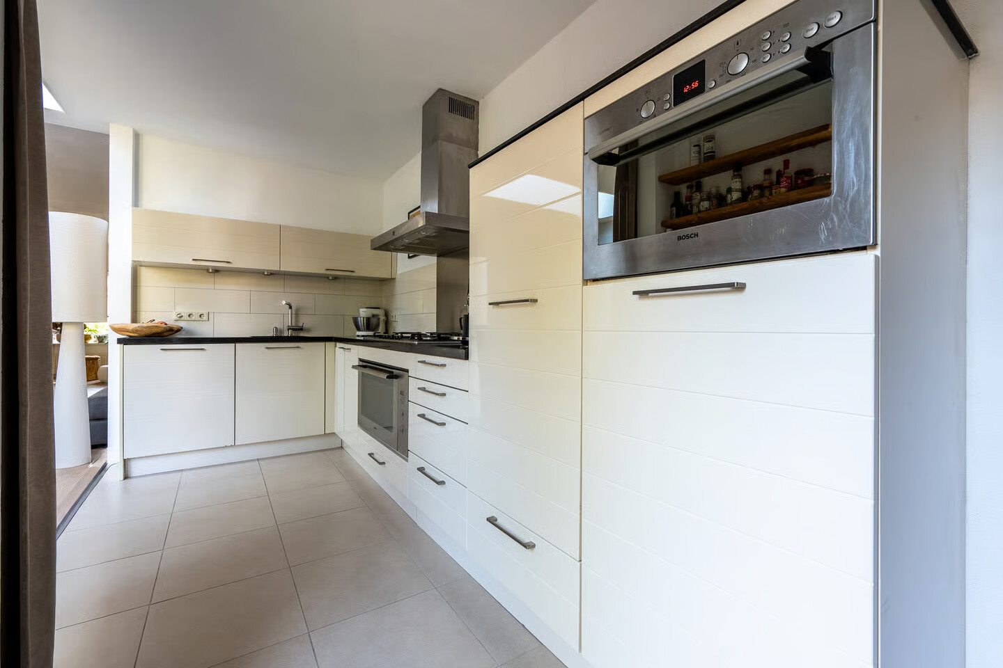 Hoekwoning te koop: Nepveulaan 81, Zeist