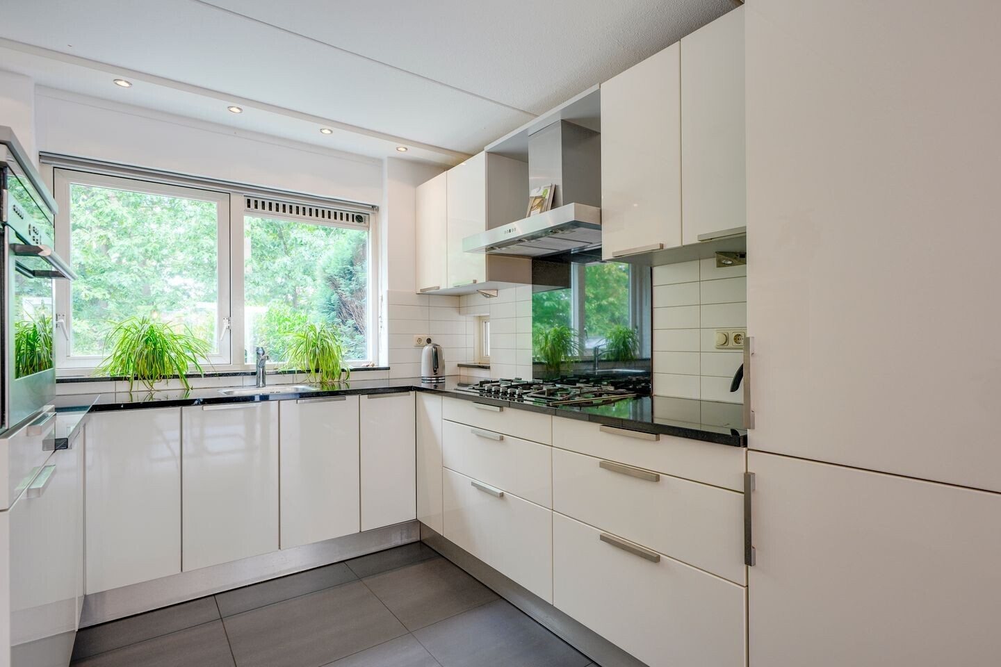 Tussenwoning te koop: Zeyster Zand 8, Zeist