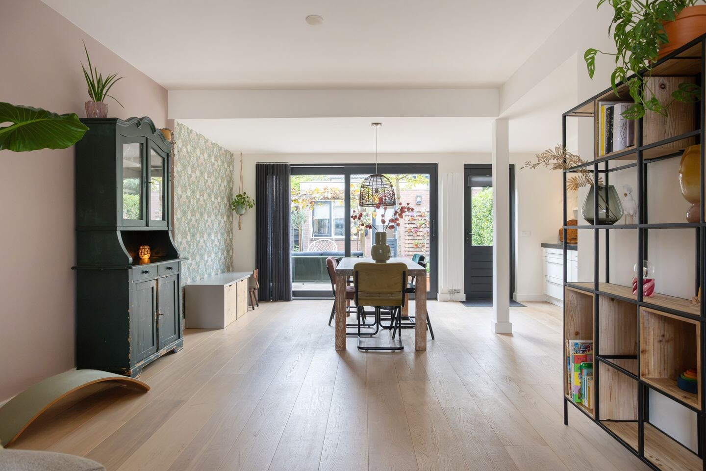 Tussenwoning te koop: Hannie Schaftlaan 13, Zeist