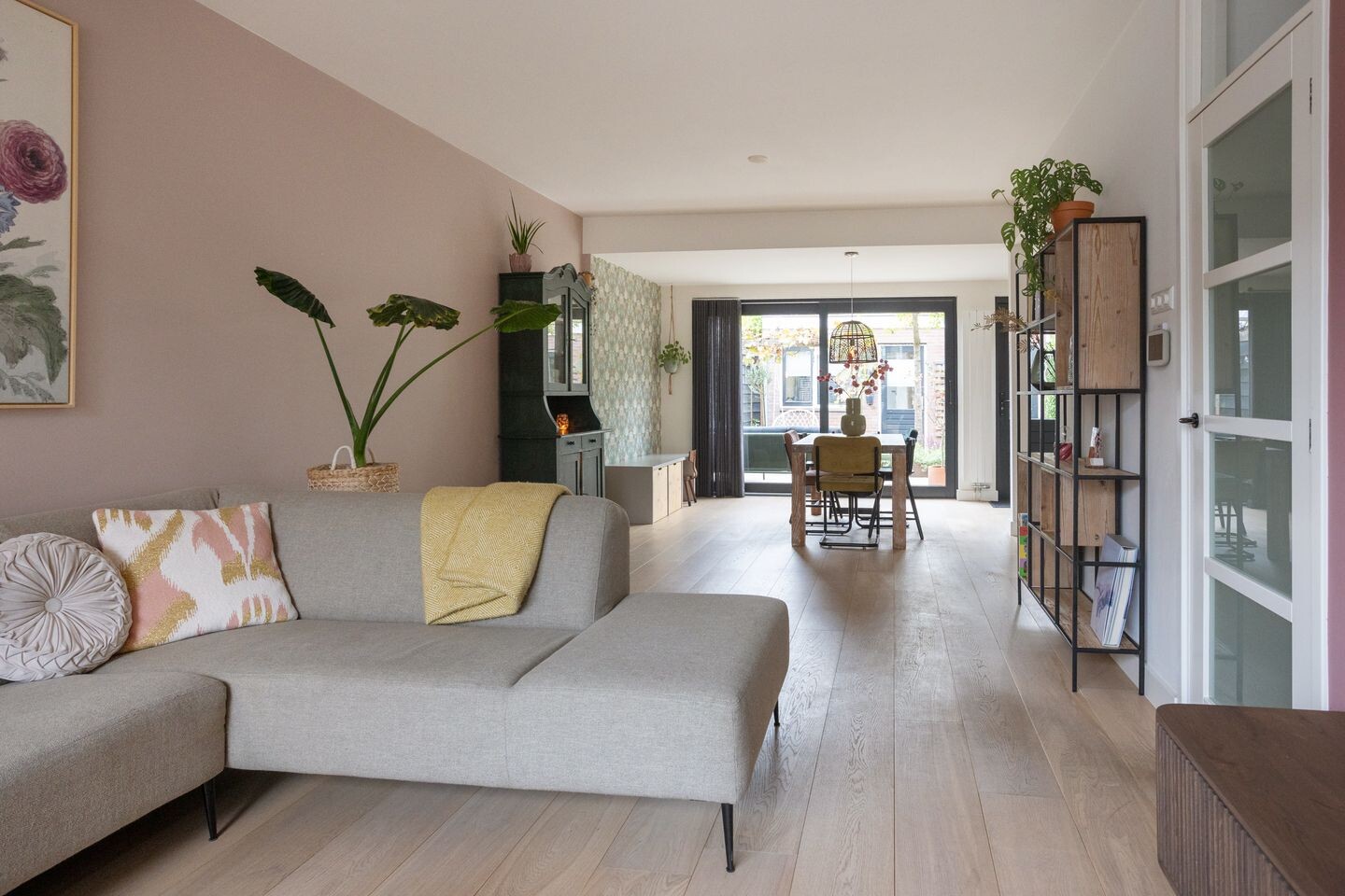 Tussenwoning te koop: Hannie Schaftlaan 13, Zeist