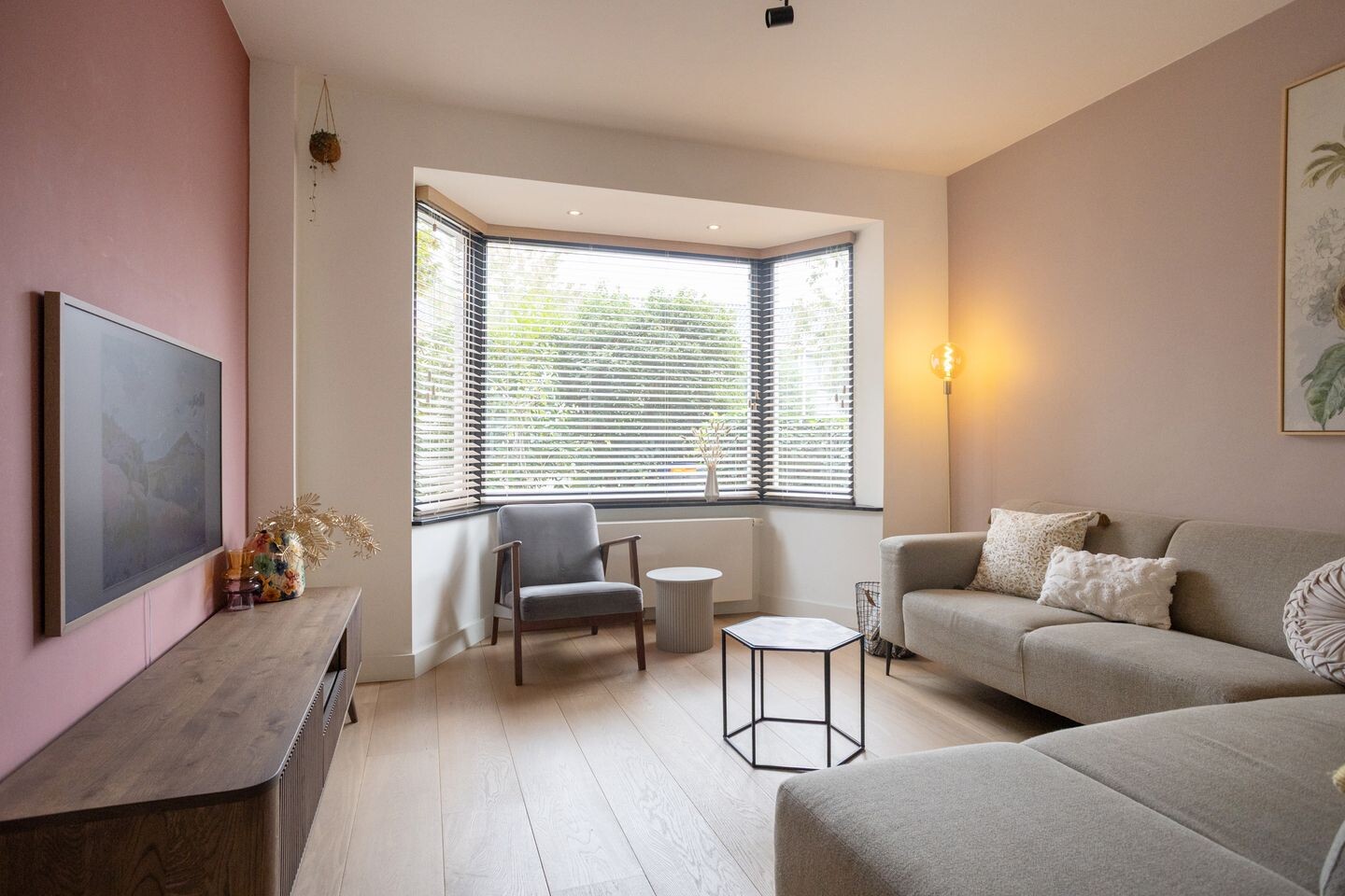 Tussenwoning te koop: Hannie Schaftlaan 13, Zeist