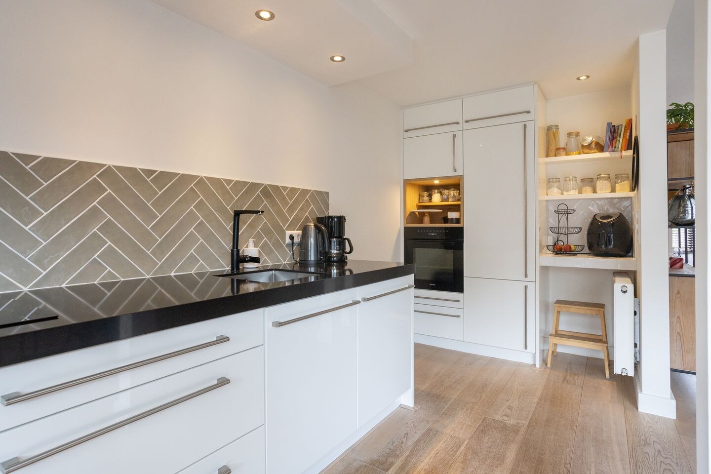 Tussenwoning te koop: Hannie Schaftlaan 13, Zeist