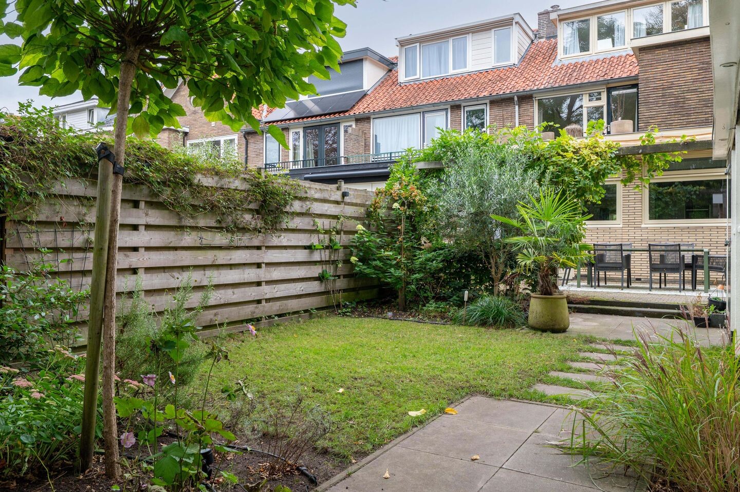 Tussenwoning te koop: Roemer Visscherlaan 33, Zeist
