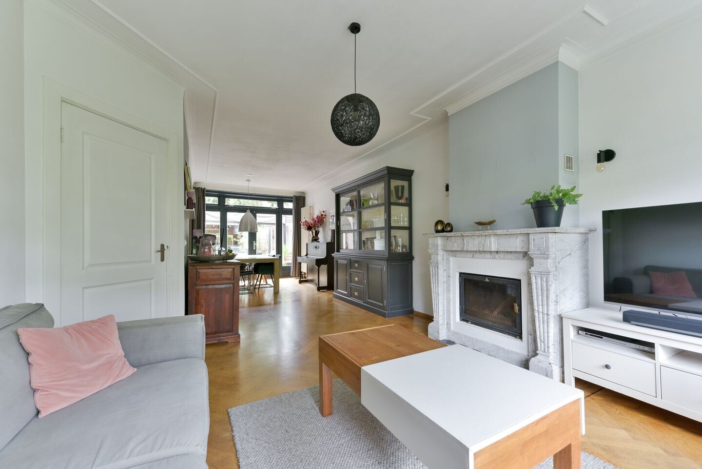Tussenwoning te koop: Roemer Visscherlaan 61, Zeist