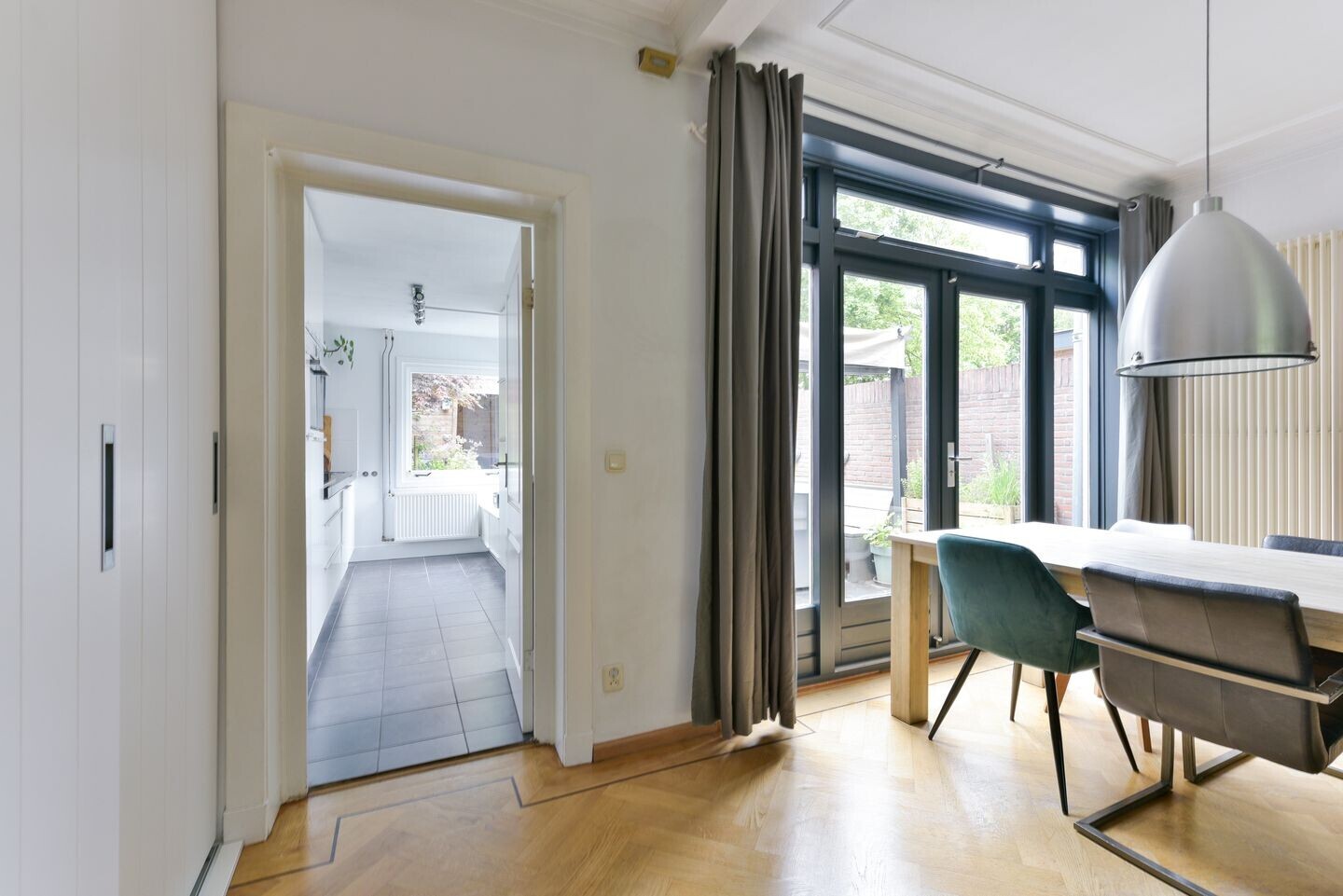 Tussenwoning te koop: Roemer Visscherlaan 61, Zeist