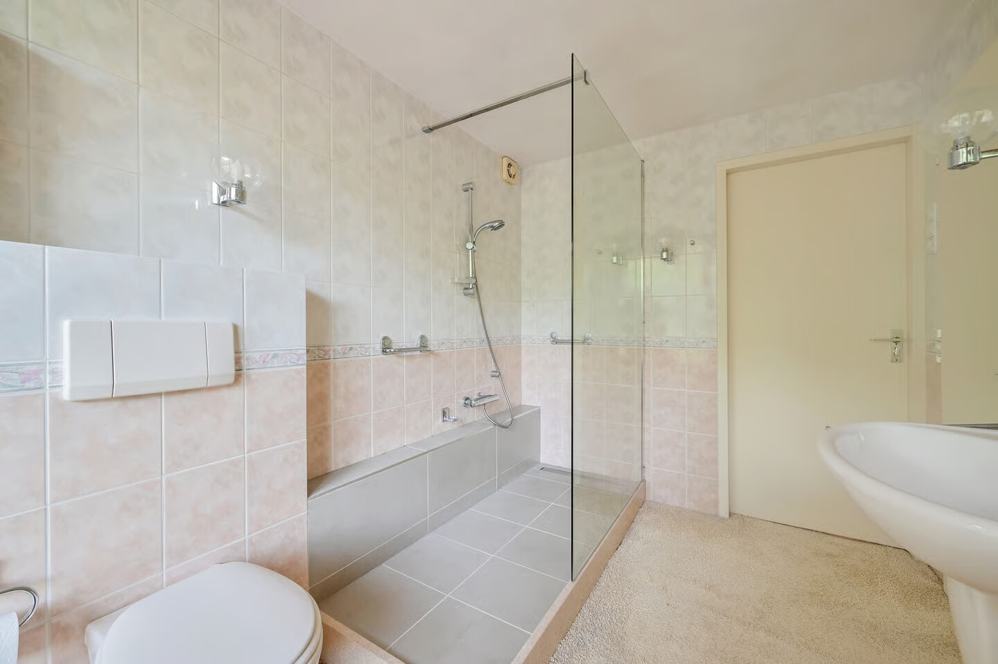 Tussenwoning te koop: Comeniuslaan 3, Zeist