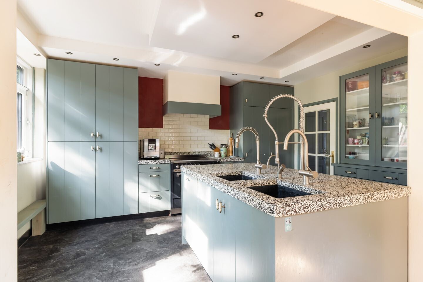 Vrijstaande woning te koop: Boulevard 25, Zeist