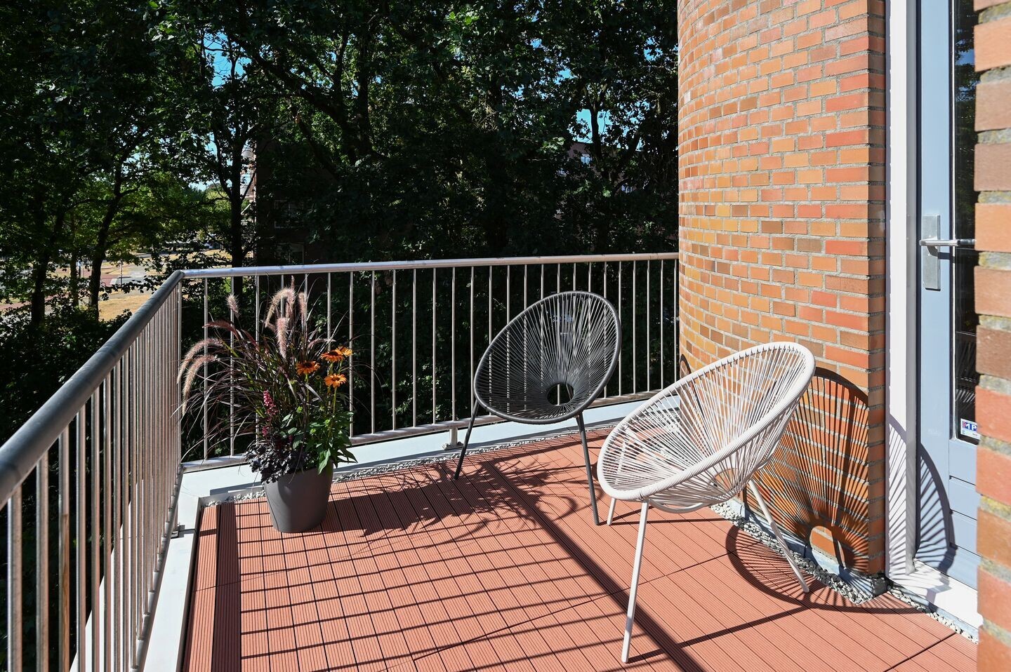 Hoekwoning te koop: Nelson Mandelalaan 102, Zeist