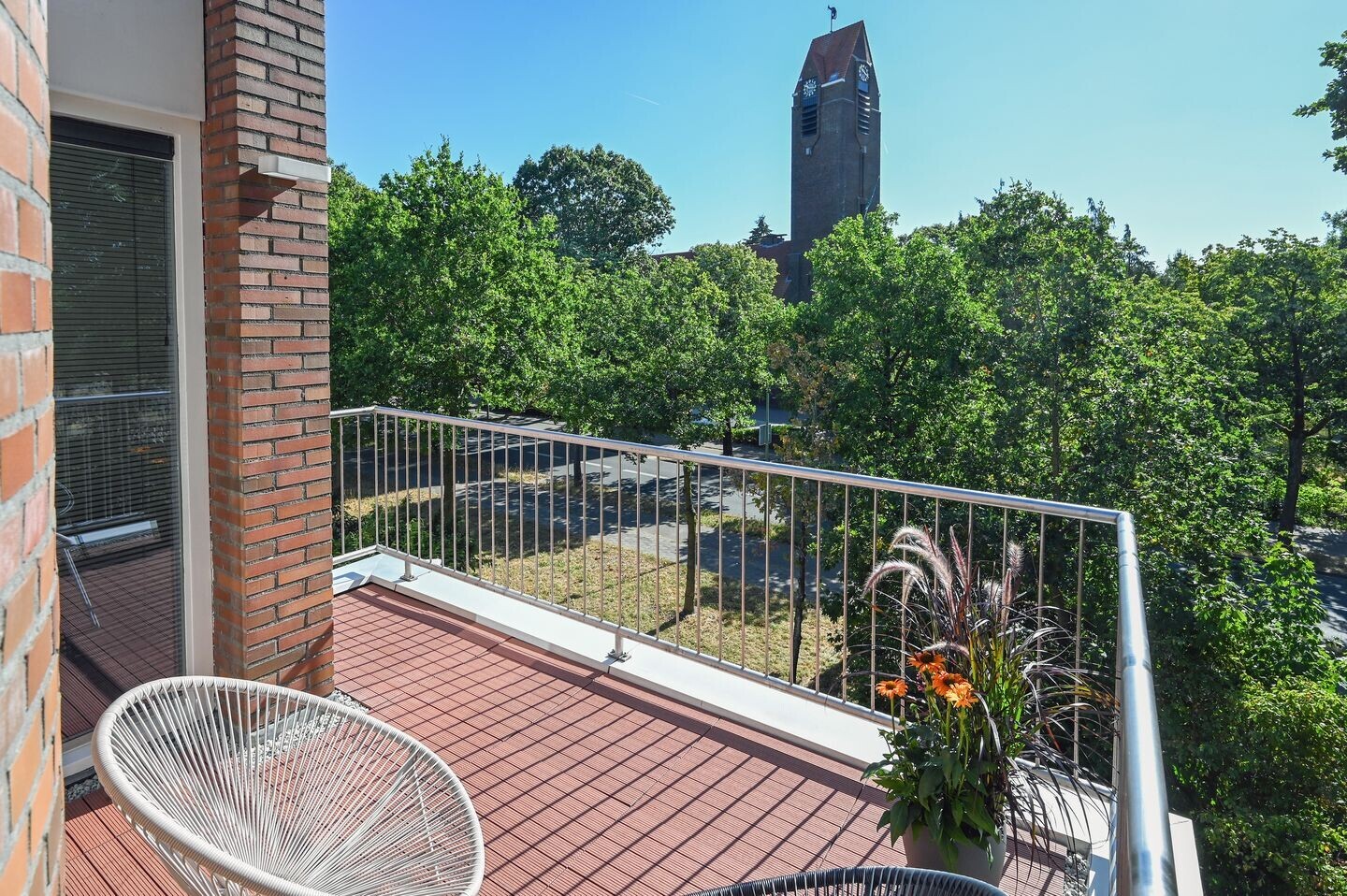 Hoekwoning te koop: Nelson Mandelalaan 102, Zeist