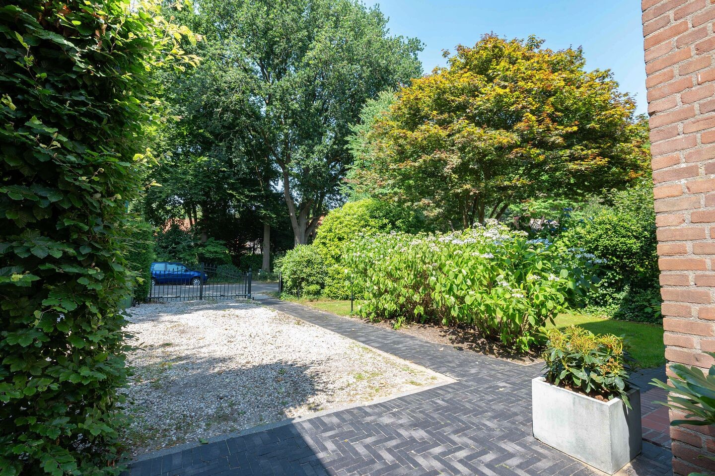 Twee-onder-één-kap te koop: Van der Helstlaan 21, Bilthoven